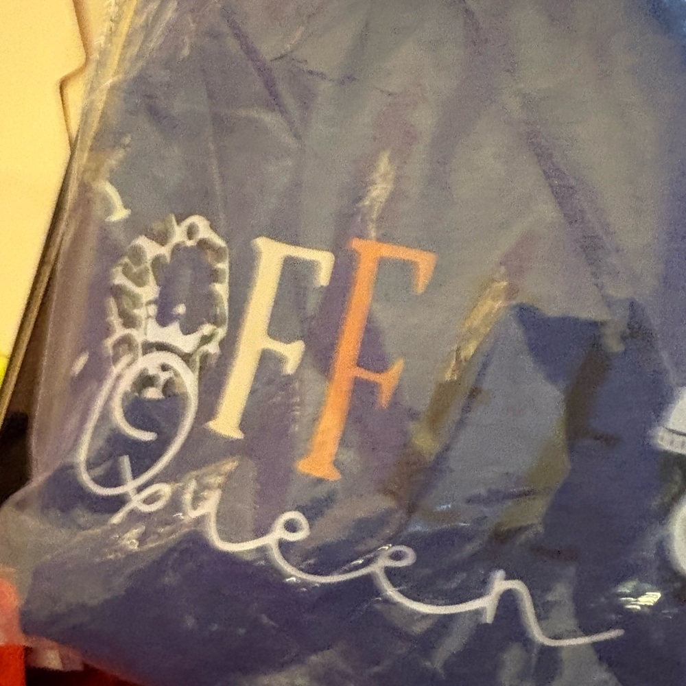 Chic Blue Graphic Tee - Short Sleeve Coffee Queen